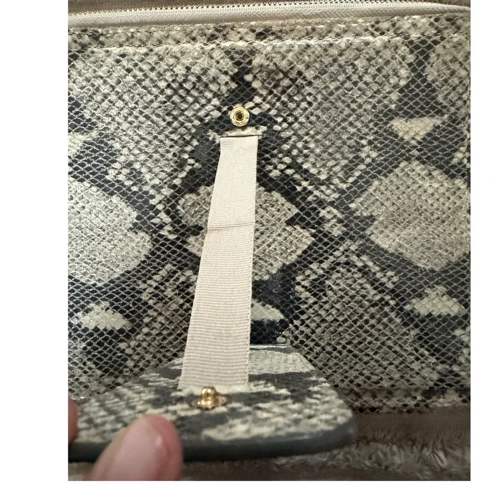 Michael Kors Snakeskin Embossed Zip‎ Around Tablet Case Grey Cream Gold Logo
